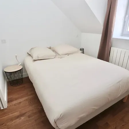 Napoleon Gare 8 T2 Dernier Etage Bylocly Apartment